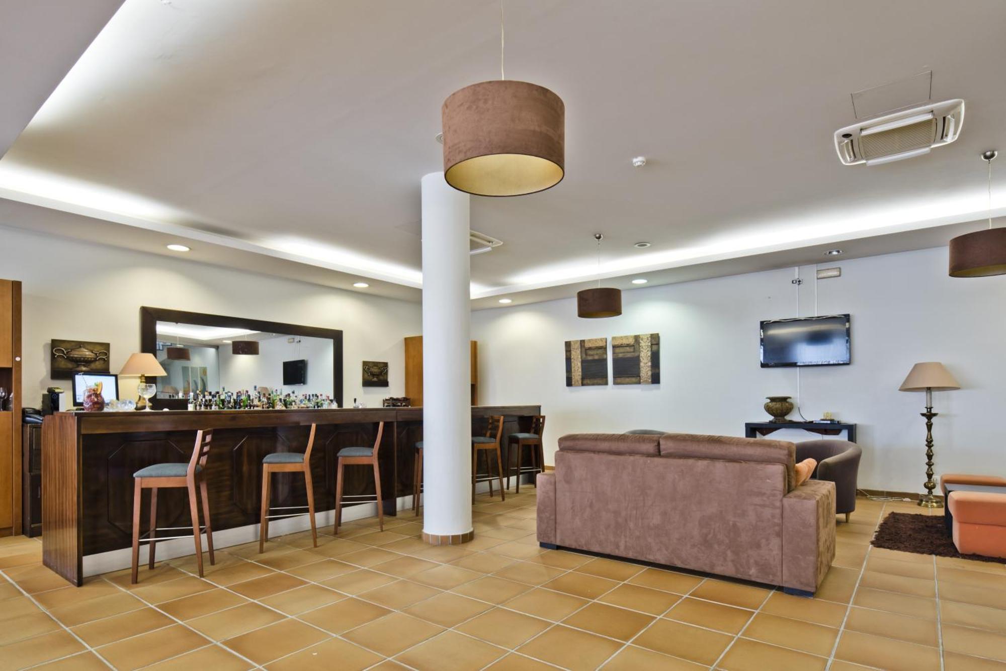 Lam Hotel Estarreja Zewnętrze zdjęcie